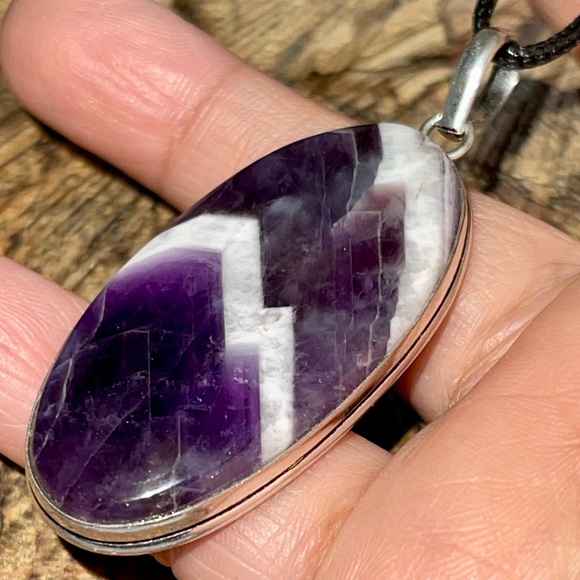 Chevron Amethyst Pendant 2 1/4” - Picture 10 of 15